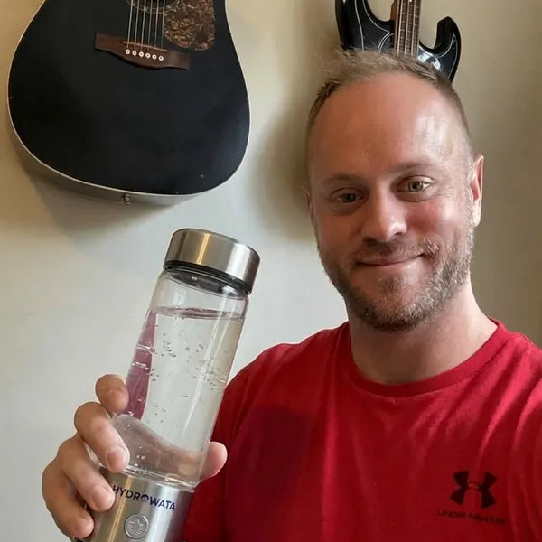 Customer photo of a HydroWata bottle